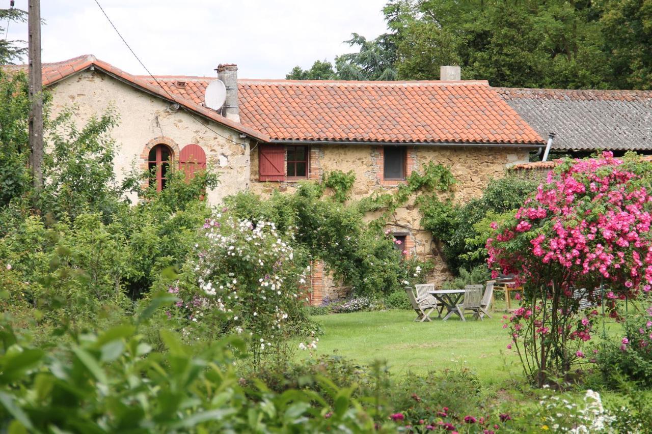 Domaine des Roches Blanches - Site Classé Le Pin  Exterior foto
