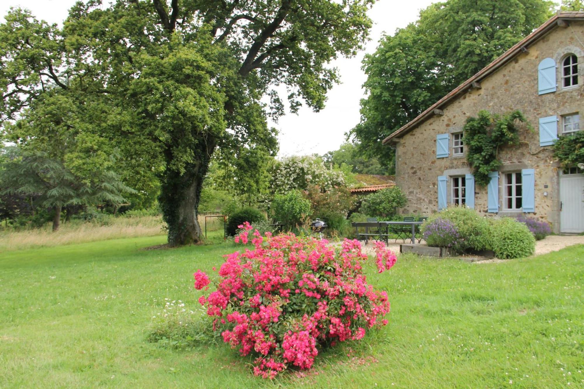 Domaine des Roches Blanches - Site Classé Le Pin  Exterior foto